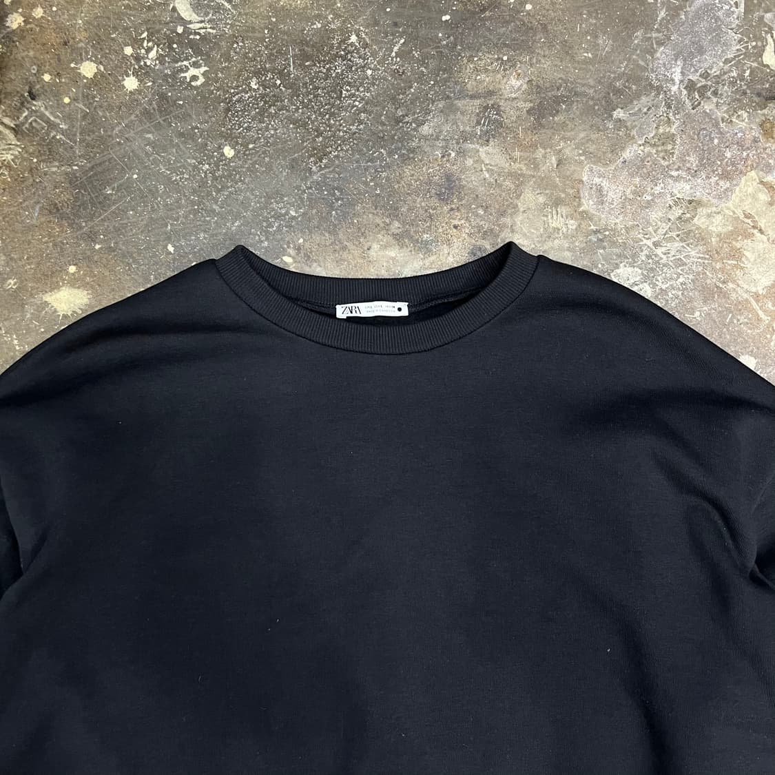 L) ZARA 자라 큐빅 스터드 오버핏 크롭 맨투맨티셔츠 맨투맨티 상품이미지2