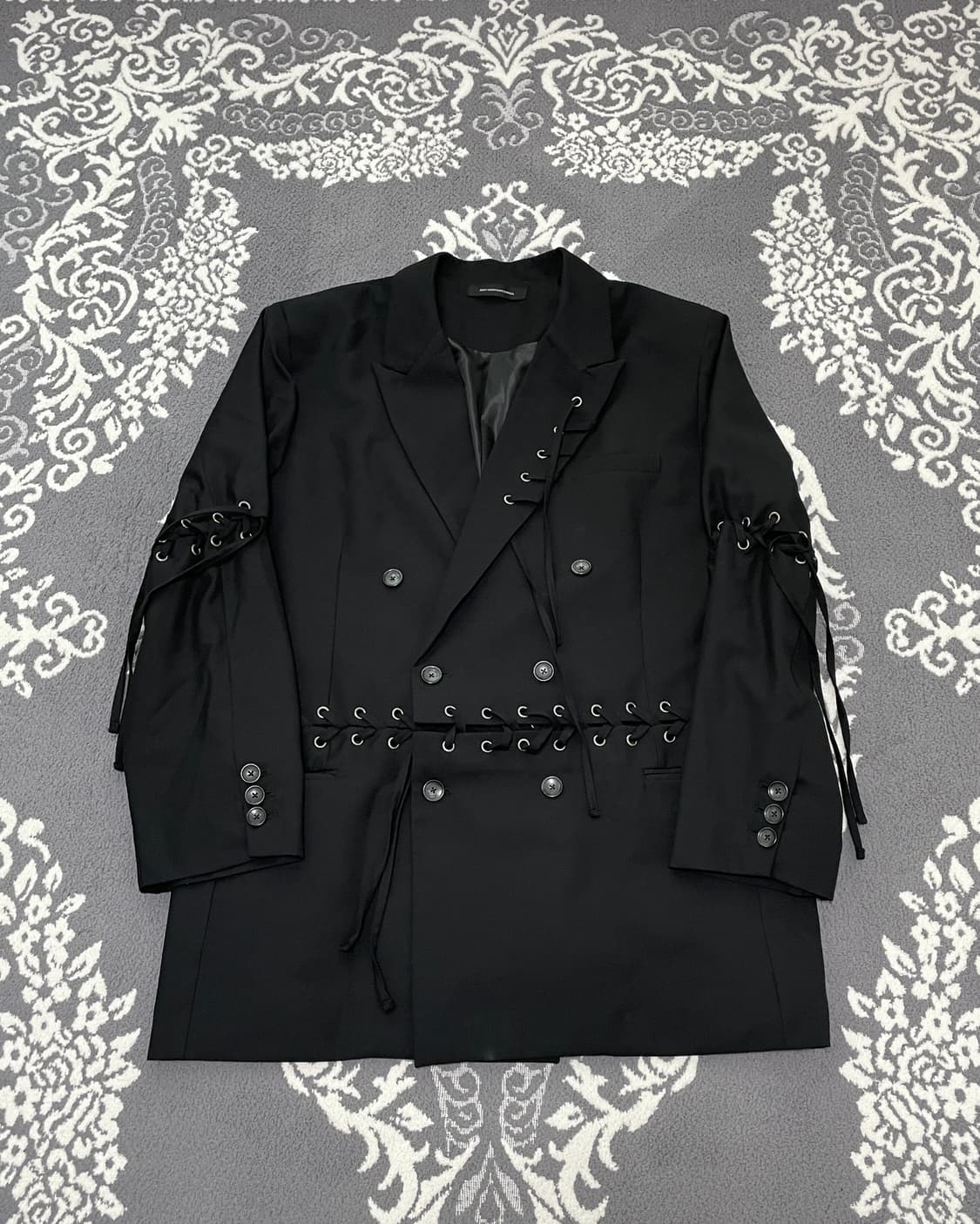 Not Conventional Lace-Up Tailored Jacket 상품이미지1