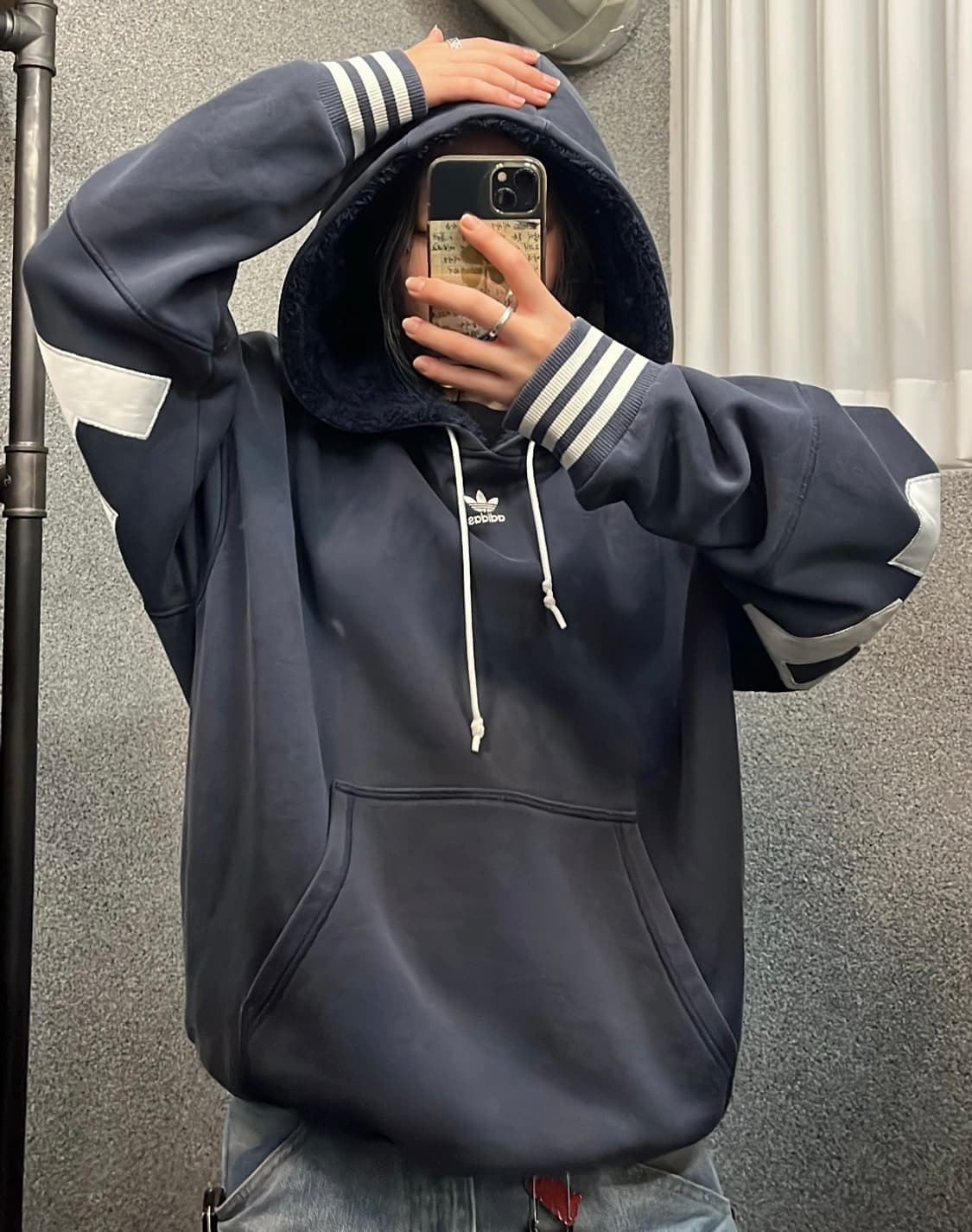 Adidas hoodie 상품이미지1