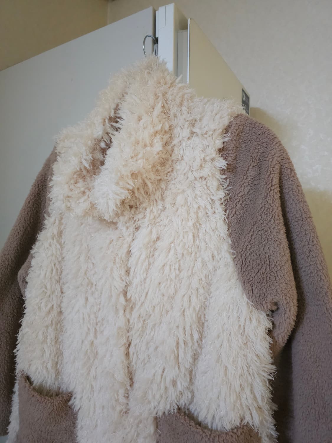 새상품)아이보리/베이지 뽀글이 털 코트 상품이미지2