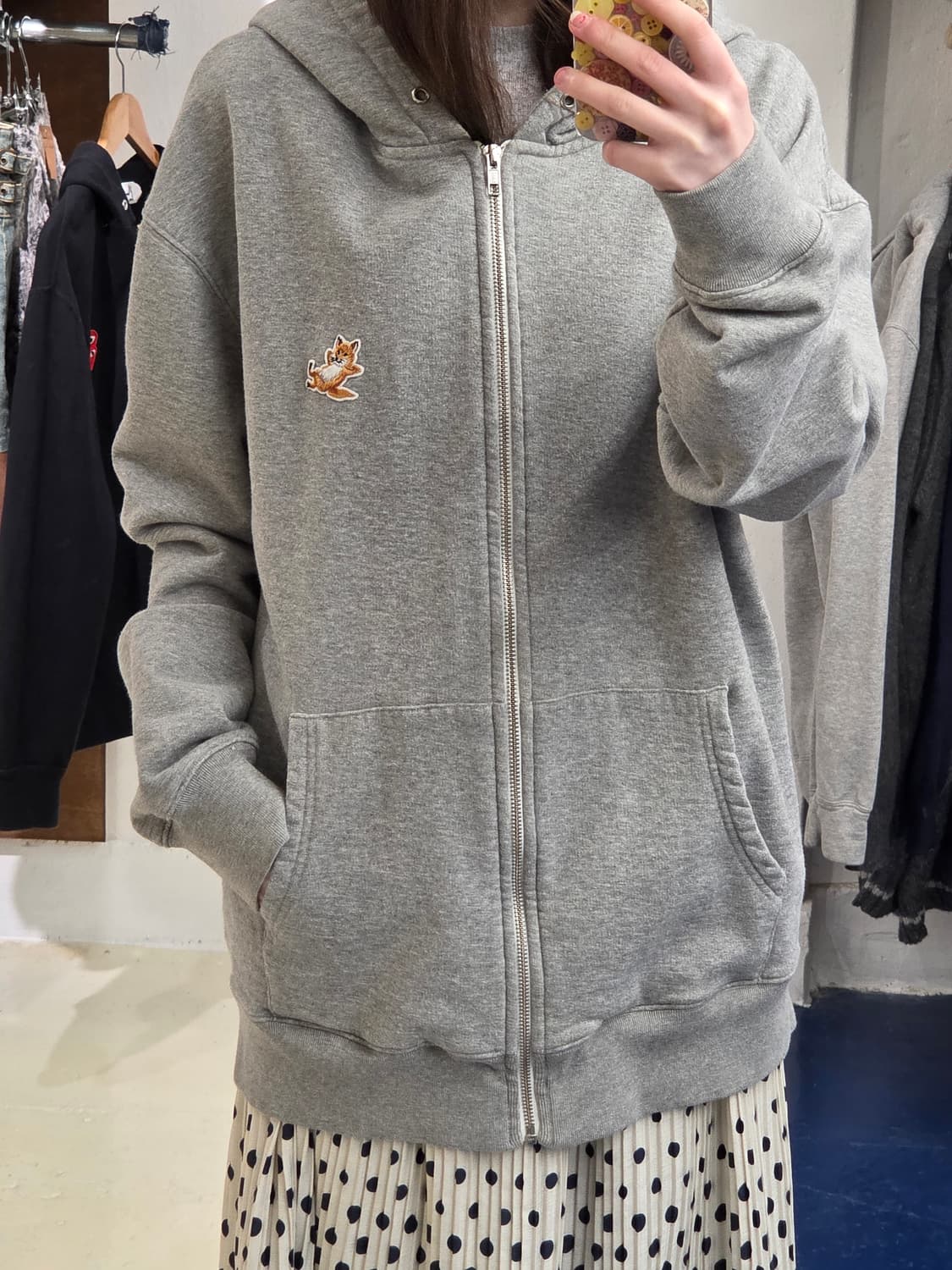 메종키츠네 그레이 폭스 후드집업 상품이미지2