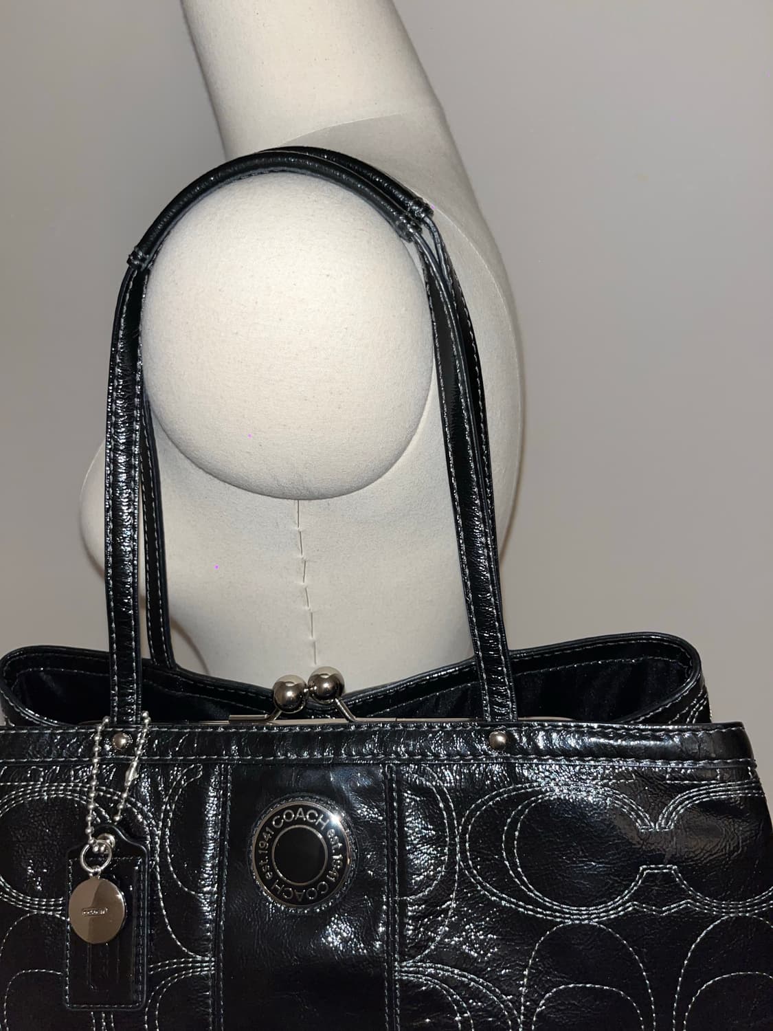 📦Coach White Stitch shoulder bag 상품이미지6