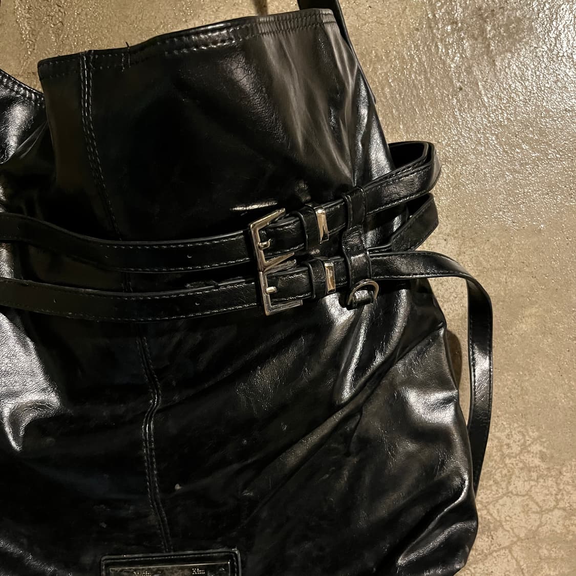 마뗑킴 레더 가죽 크로스백 상품이미지2