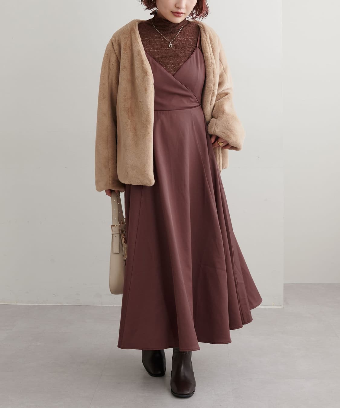 내츄럴뀌뚜르 백리본 파이핑 캐미 원피스 벽돌색 상품이미지1