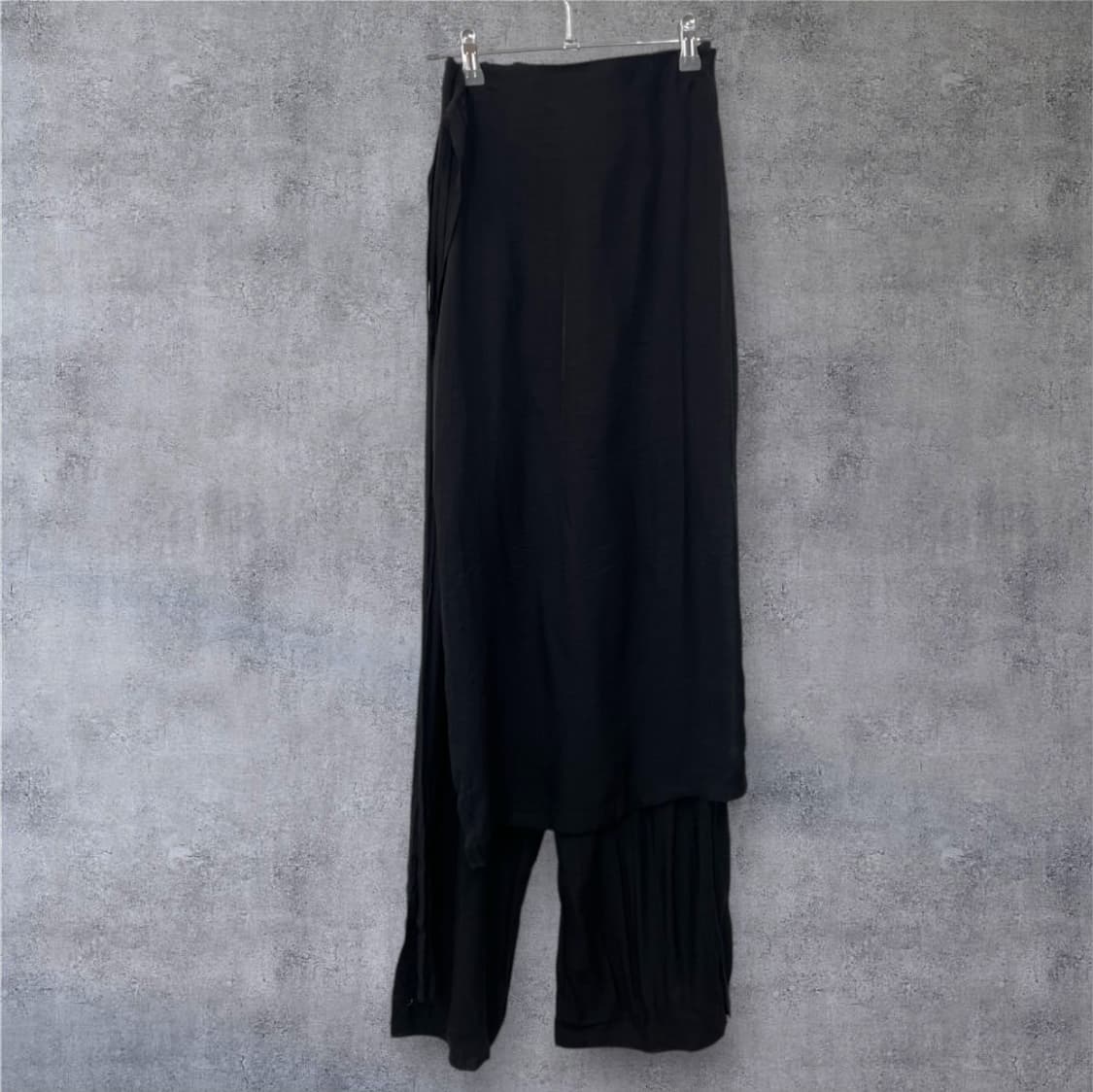 닉앤니콜 Nick&Nicole 블랙 레이어드 랩 스커트 팬츠 FREE 상품이미지6