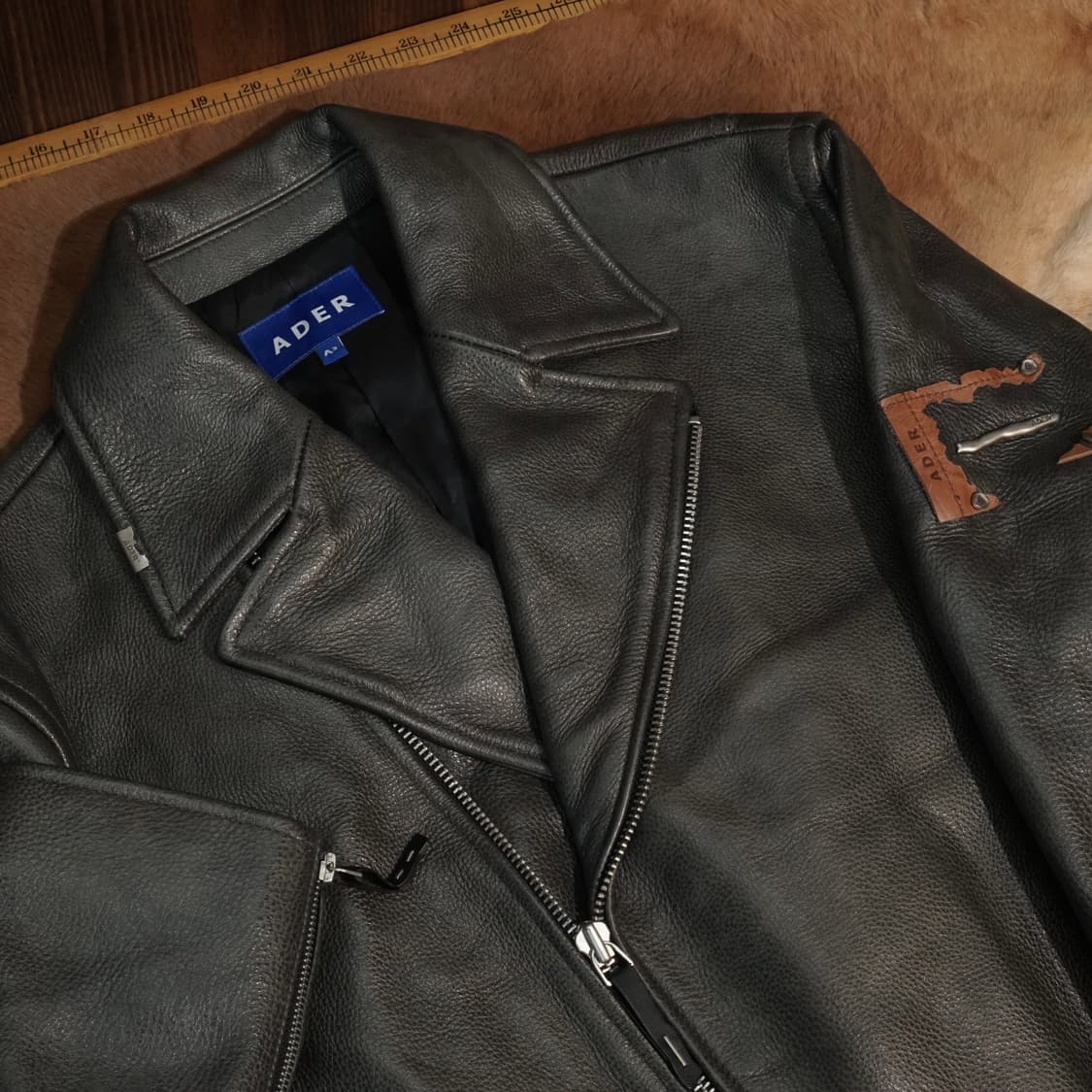 아더에러 카우레더 노르만 자켓 상품이미지5