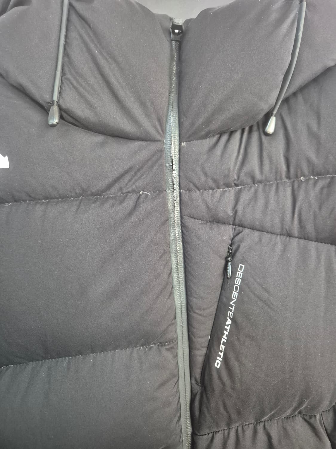 데상트 블랙 패딩 점퍼 후드 상품이미지6