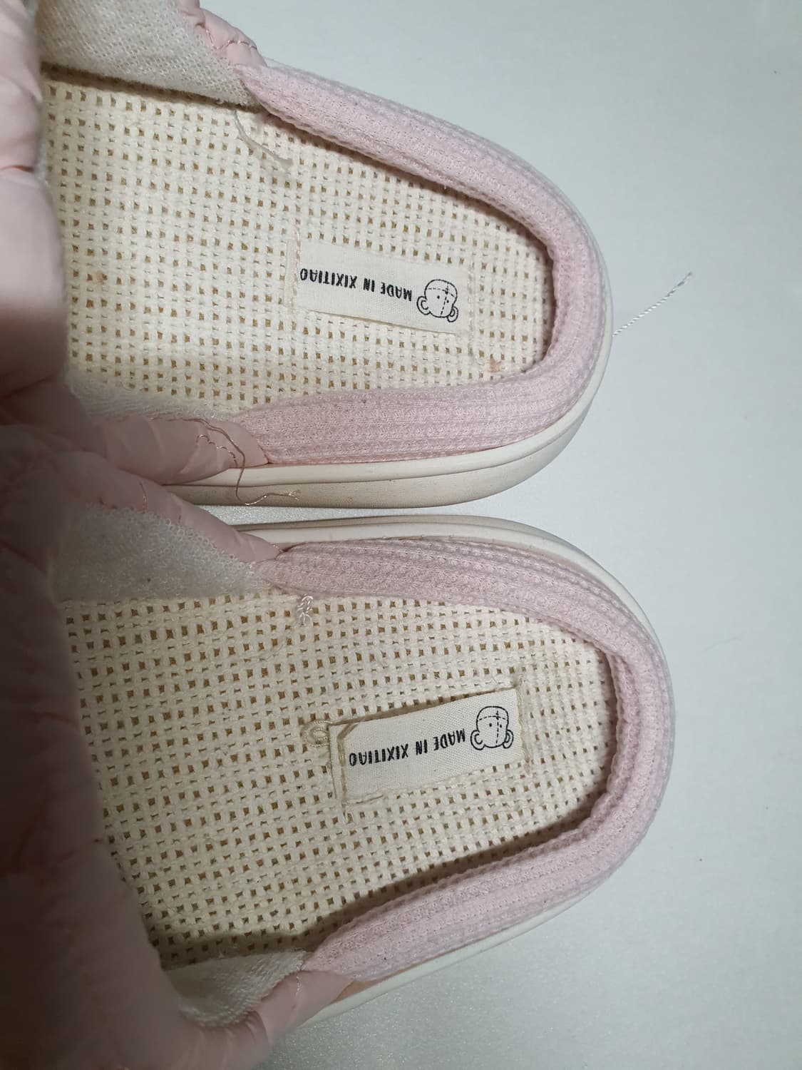 여성 패딩 슬리퍼 250 상품이미지3