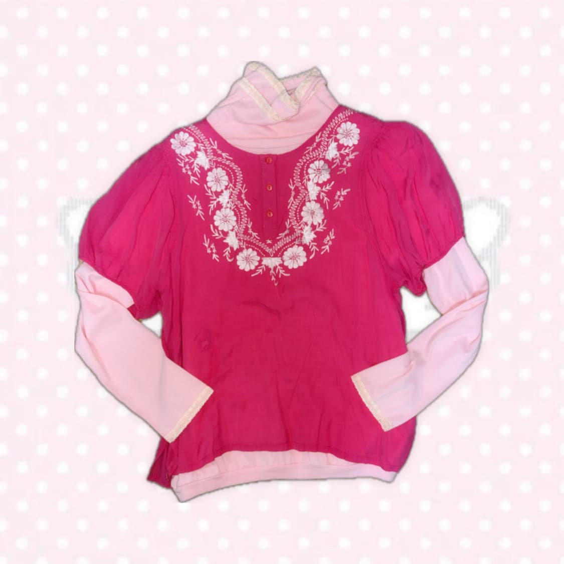 핫핑크 꽃자수 블라우스 + 레이어드 긴팔티 탑상의 세트 상품이미지3