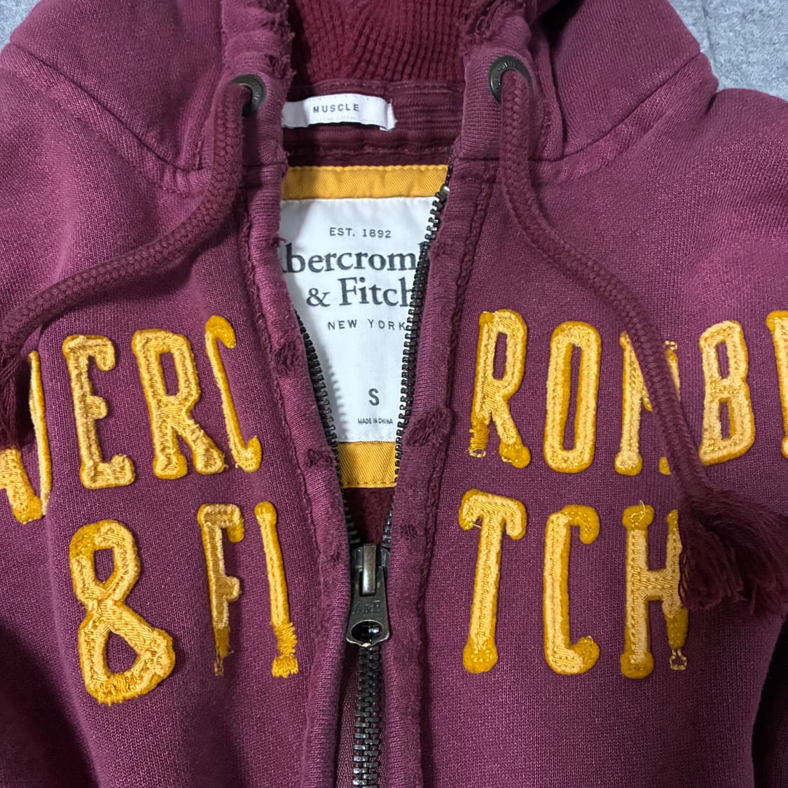 아베크롬비 버건디 후드집업 S사이즈 상품이미지2