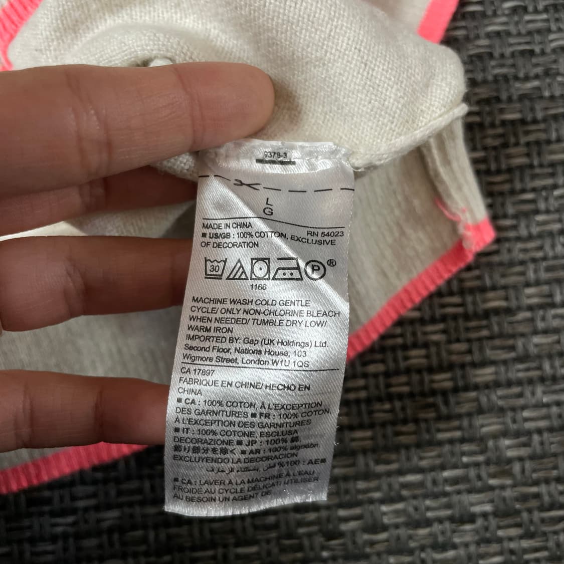 갭 아이보리 포인트 형광핑크 원포켓 긴팔 니트 L 상품이미지6