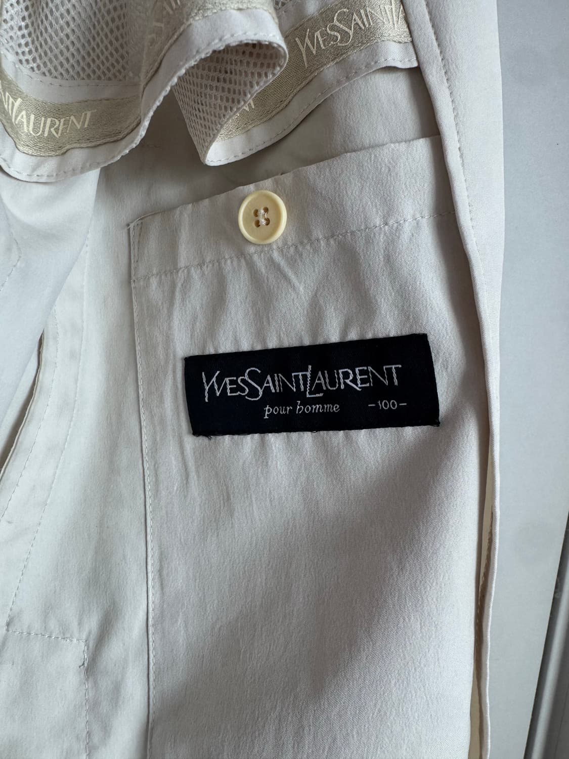 YSL 입생로랑 폴리쉘 집업 자켓 상품이미지4