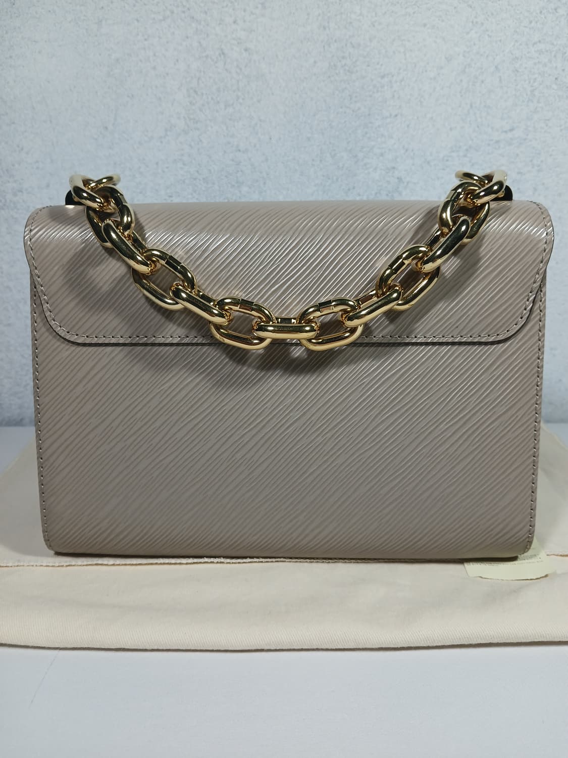 루이비통 트위스트MM 체인백 M59033 상품이미지4