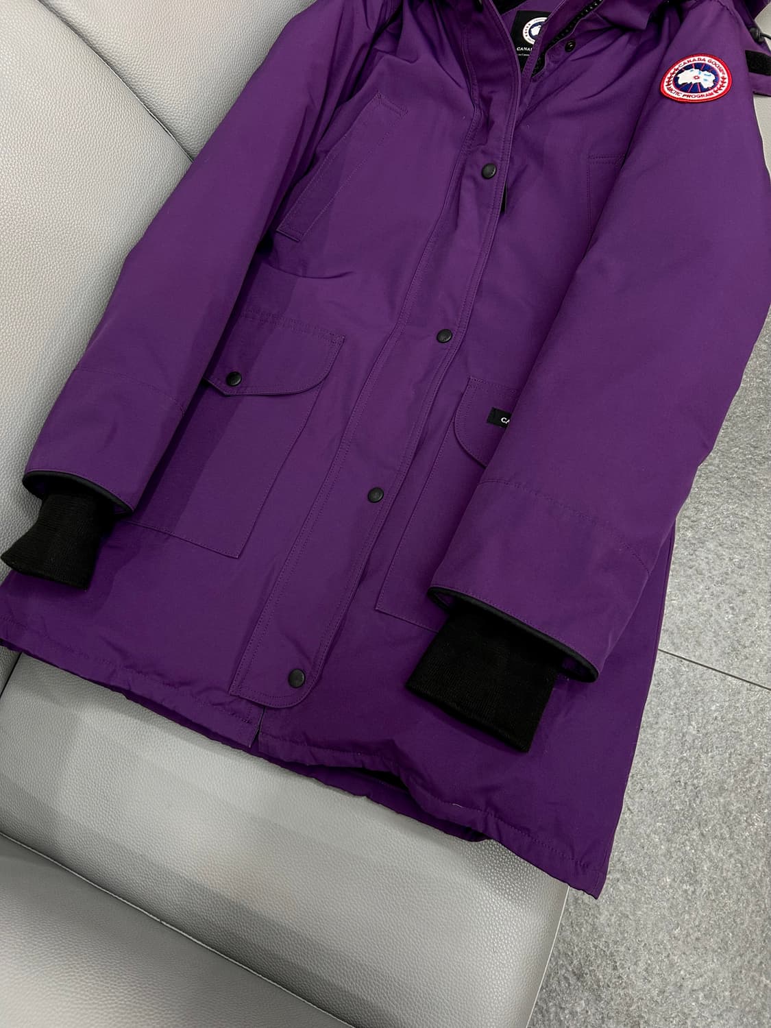 캐나다구스 트릴리움 다운패딩 자켓(L사이즈) 상품이미지4