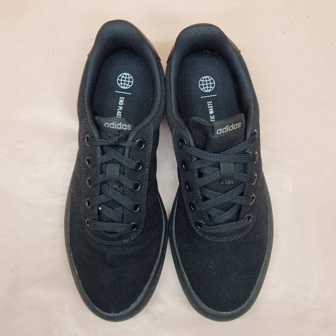 아디다스 블랙 여성 스니커즈 245 상품이미지2