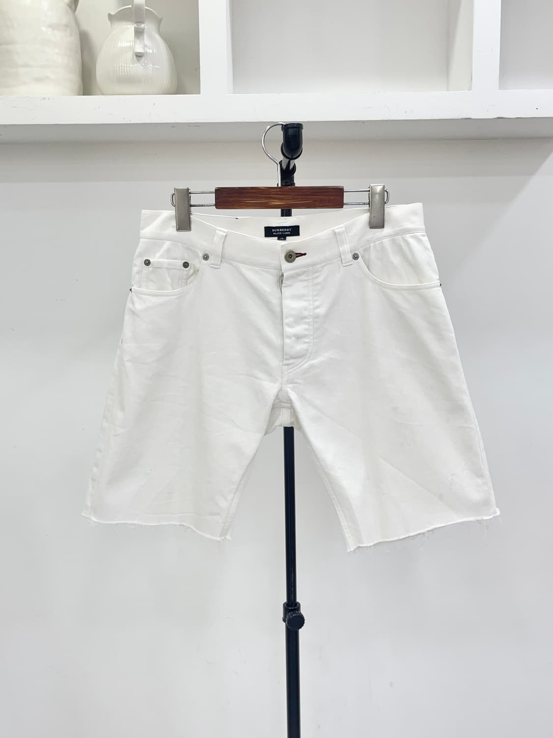 버버리 반바지  상품이미지1