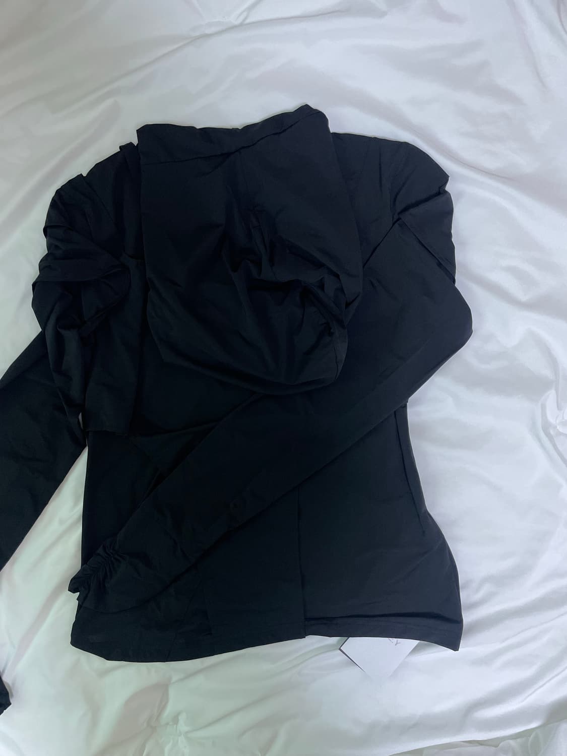 LEEY YEEL CUFFS SHIRRING LAYERED HOODED 상품이미지8