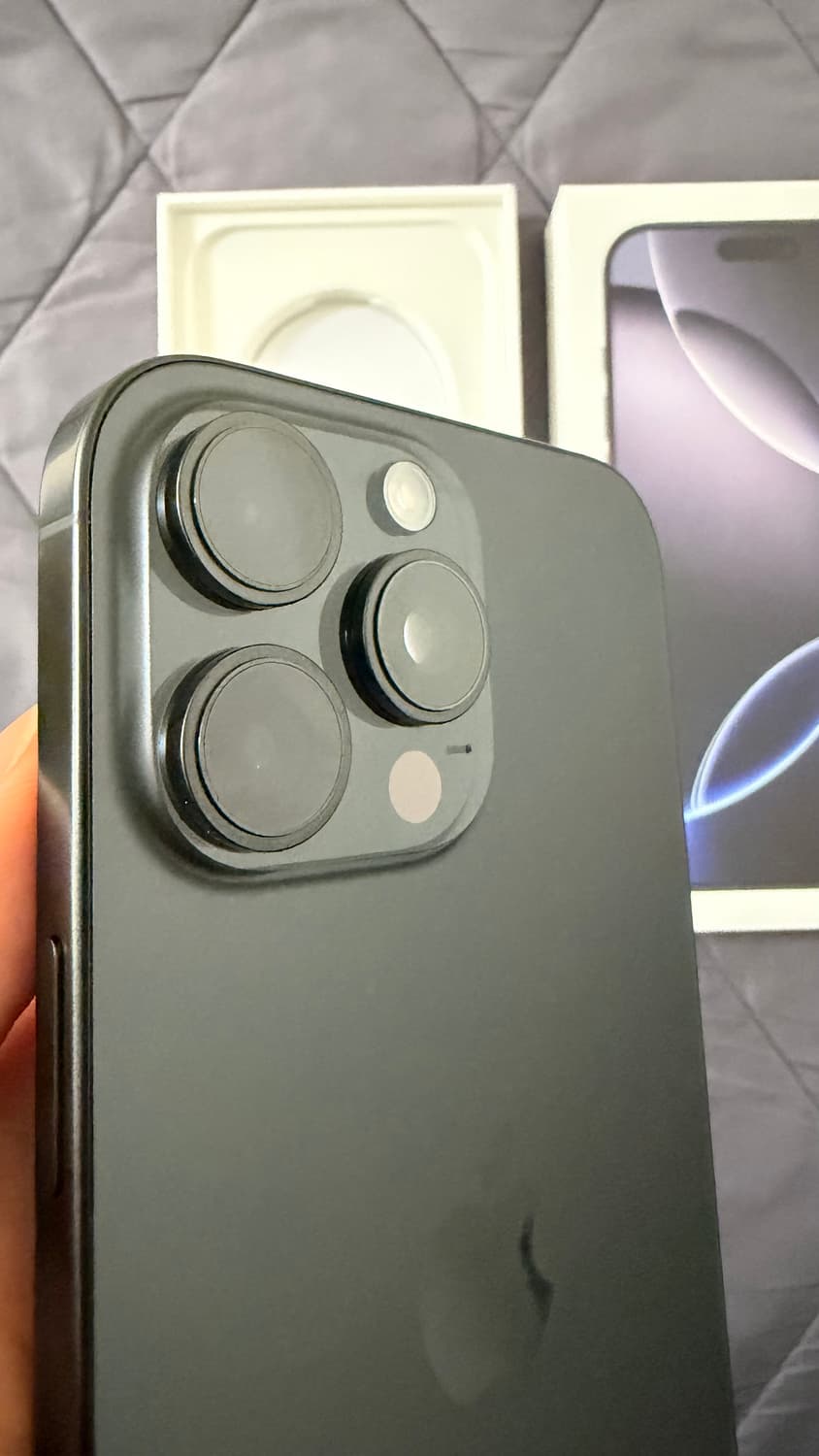 아이폰 16 프로 맥스 256GB 블랙 배터리 효율 100% 상품이미지4