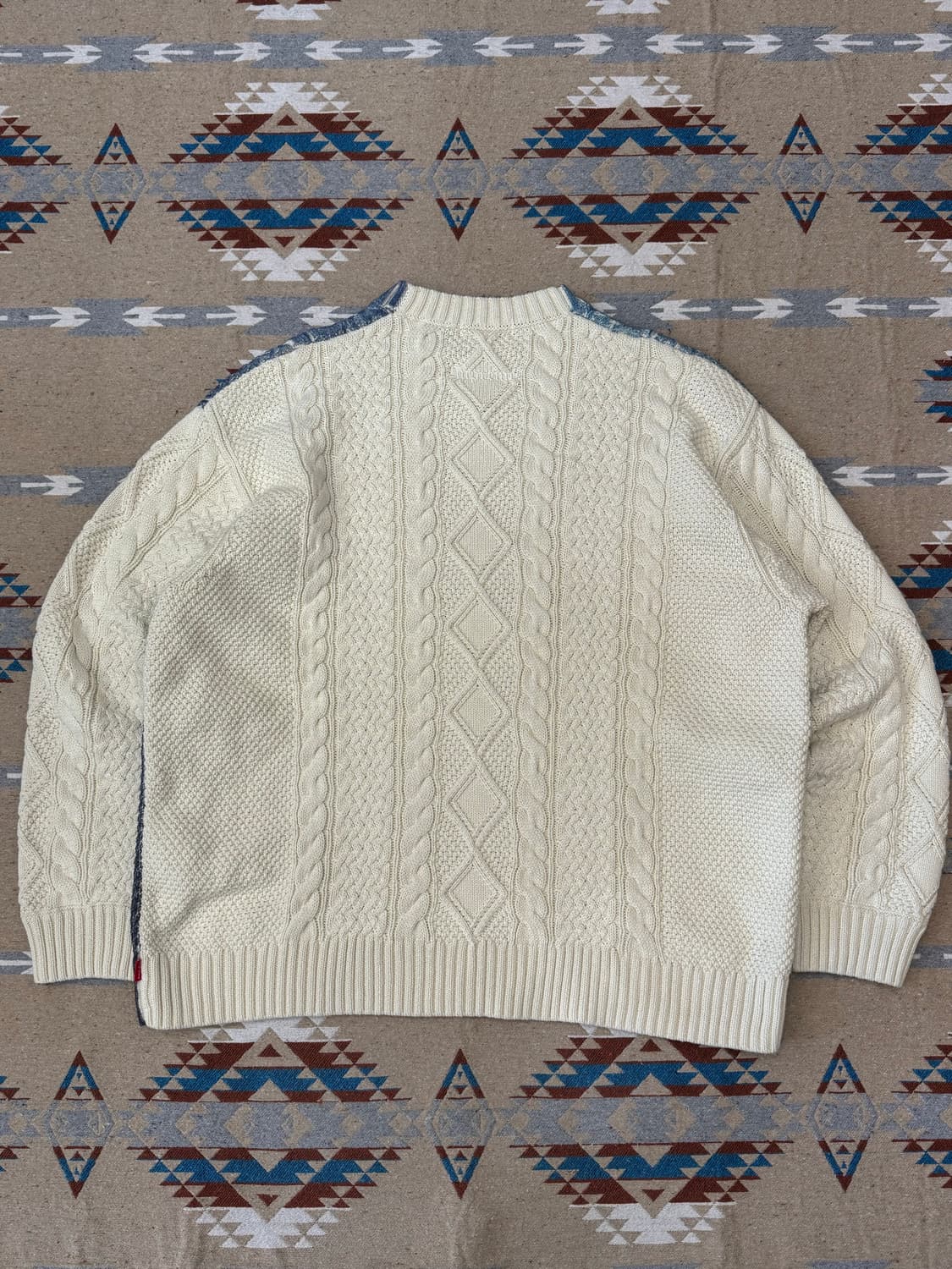 [L] 슈프림 커트 코베인 스웨터 화이트 - 23SS 상품이미지5