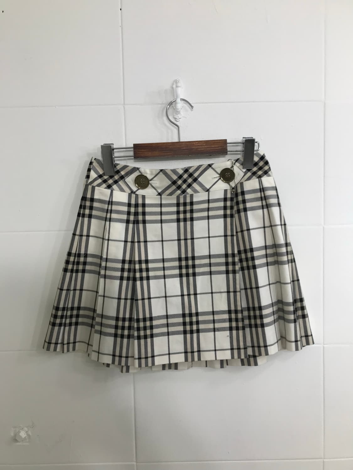 버버리 체크 카라 브라운 반팔 티셔츠 상품이미지4
