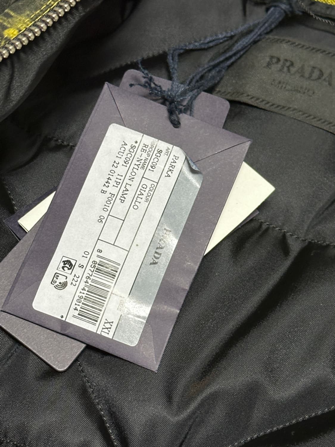 프라다 리나일론 아트 프린트 파카 상품이미지7