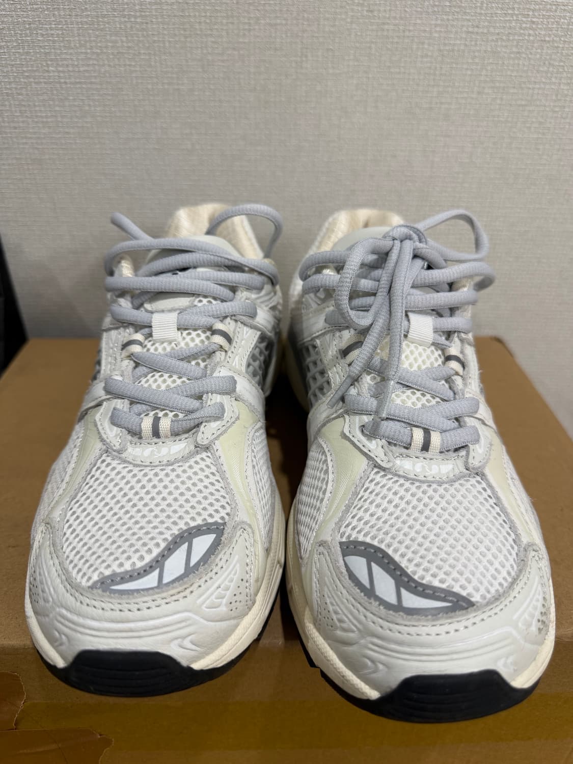 자라 오리진 런닝화  상품이미지5