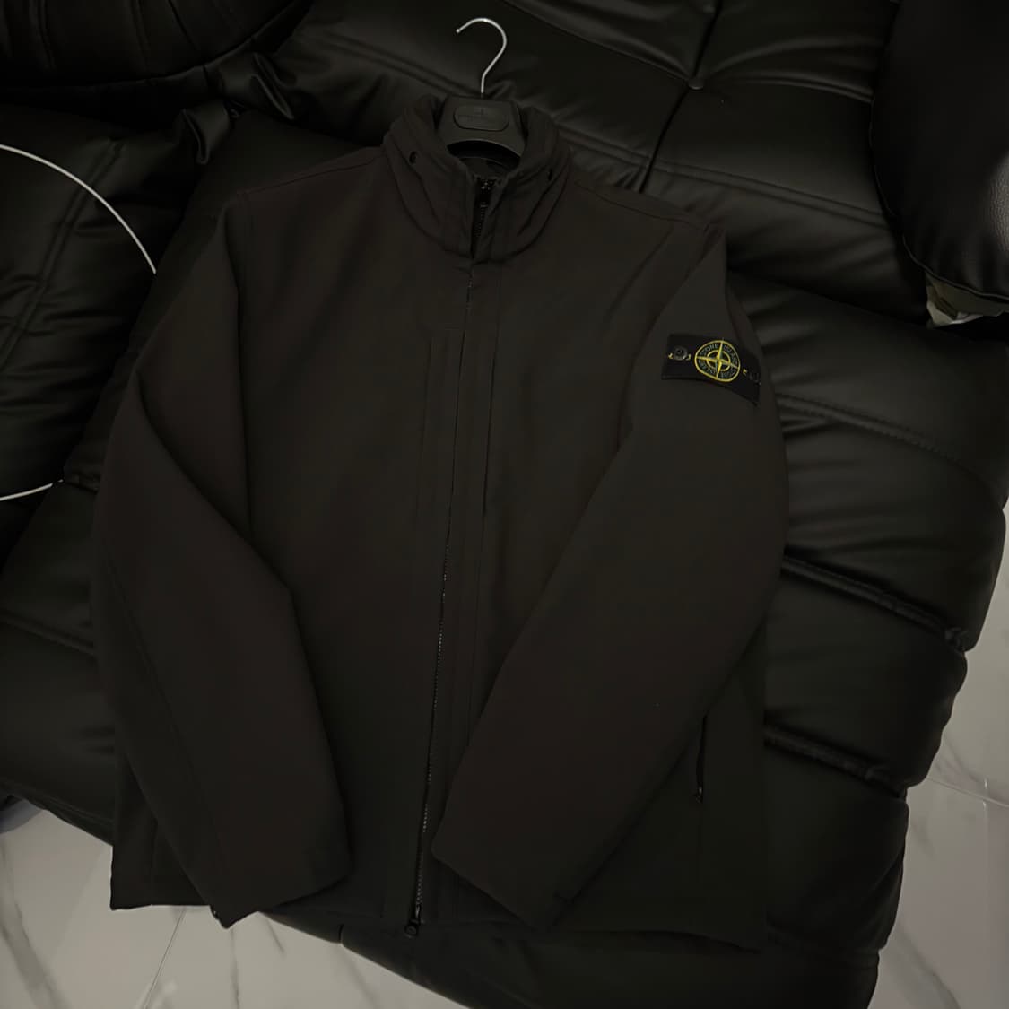 24FW 스톤Q0222 소프트 쉘-R E.Dye 테크놀로지 인 리사이클 상품이미지1