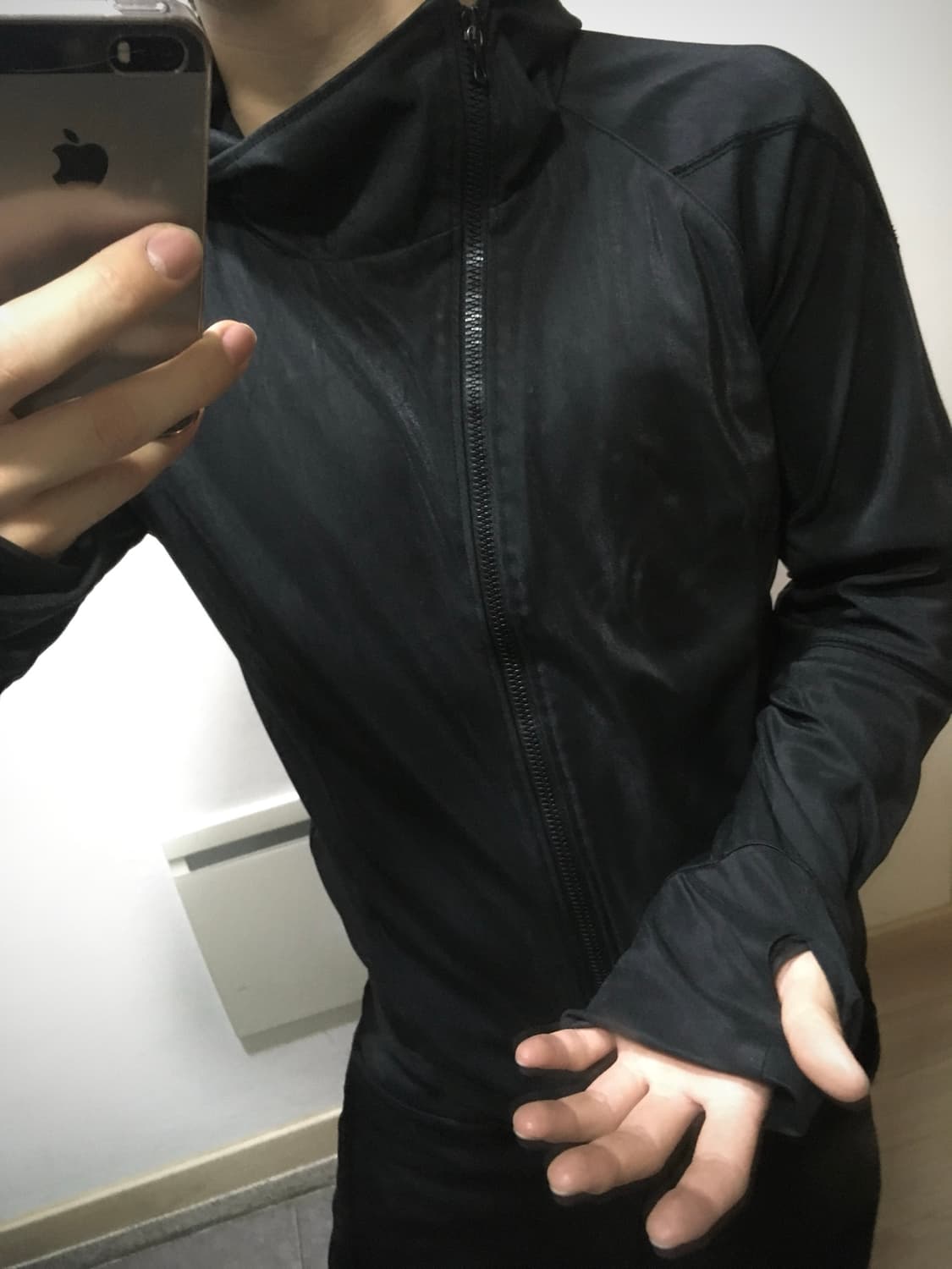 립반윙클 비대칭 사선 코팅 후드 집업 상품이미지2