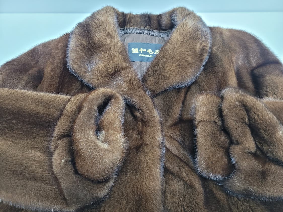 삼화모피 아메리칸레전드 밍크 코트 / 여 94-102-165
 상품이미지3