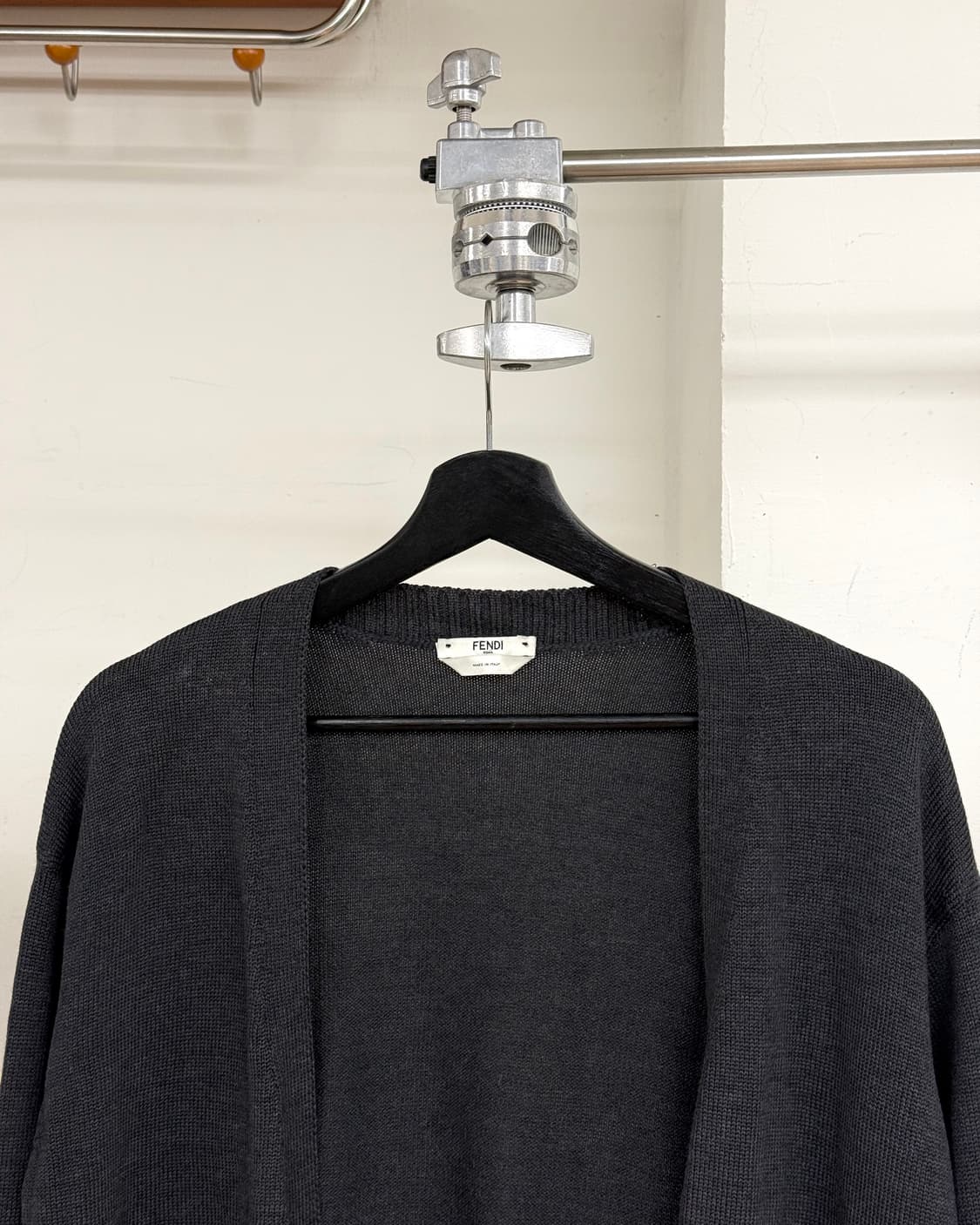 펜디 블랙 스웨터 가디건 상품이미지2