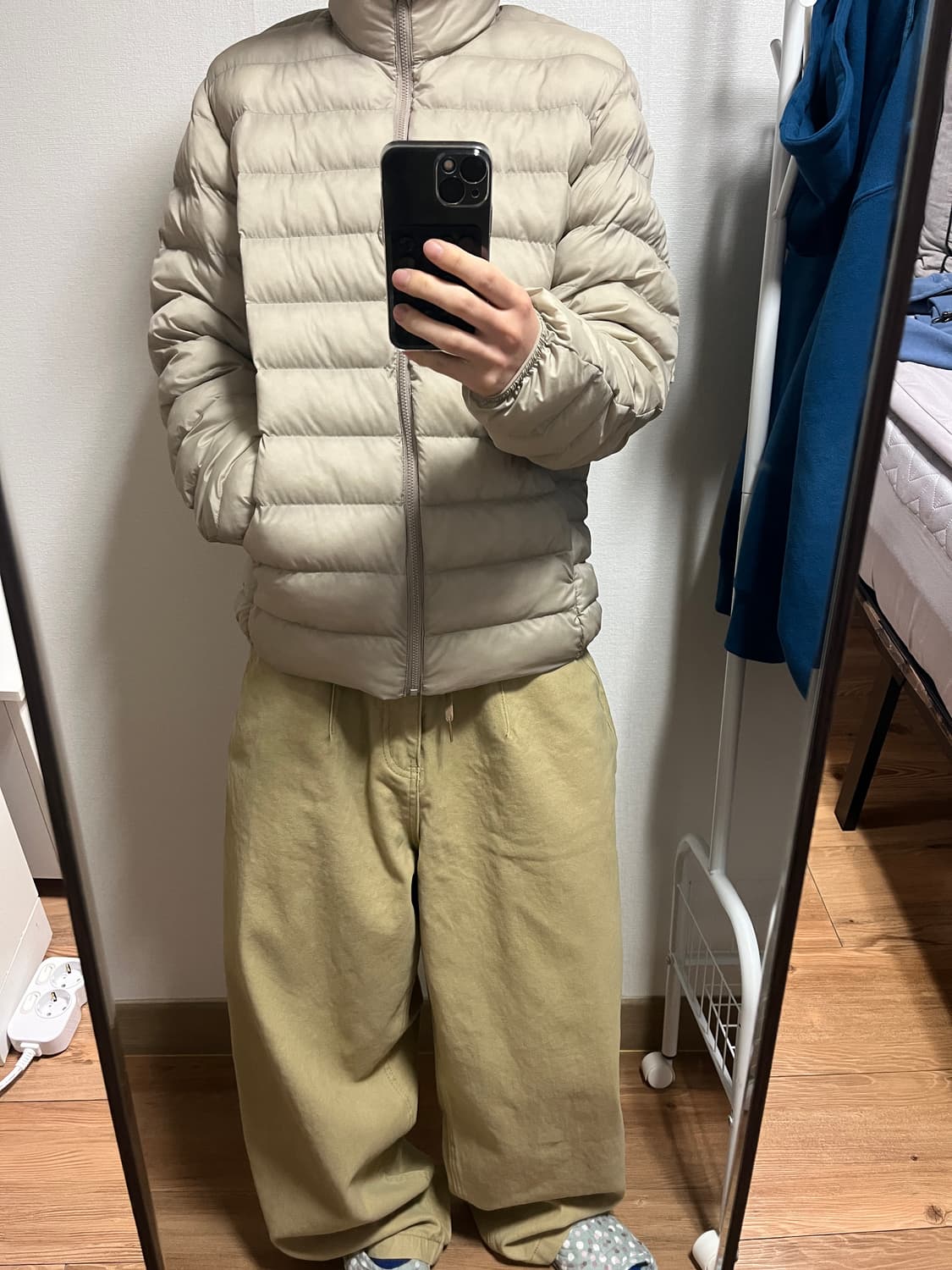 유니클로 경량패딩 상품이미지3