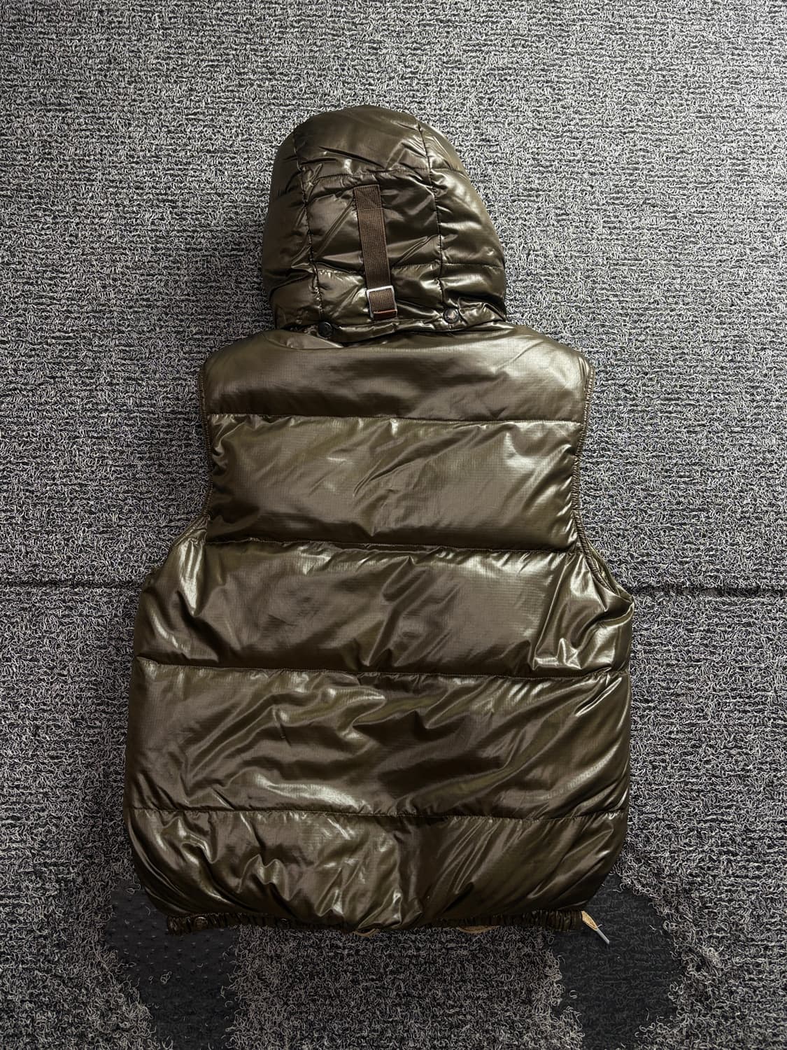 폴로 랄프로렌 가죽패치로고 글로시 다운 푸퍼 베스트 3624 상품이미지6