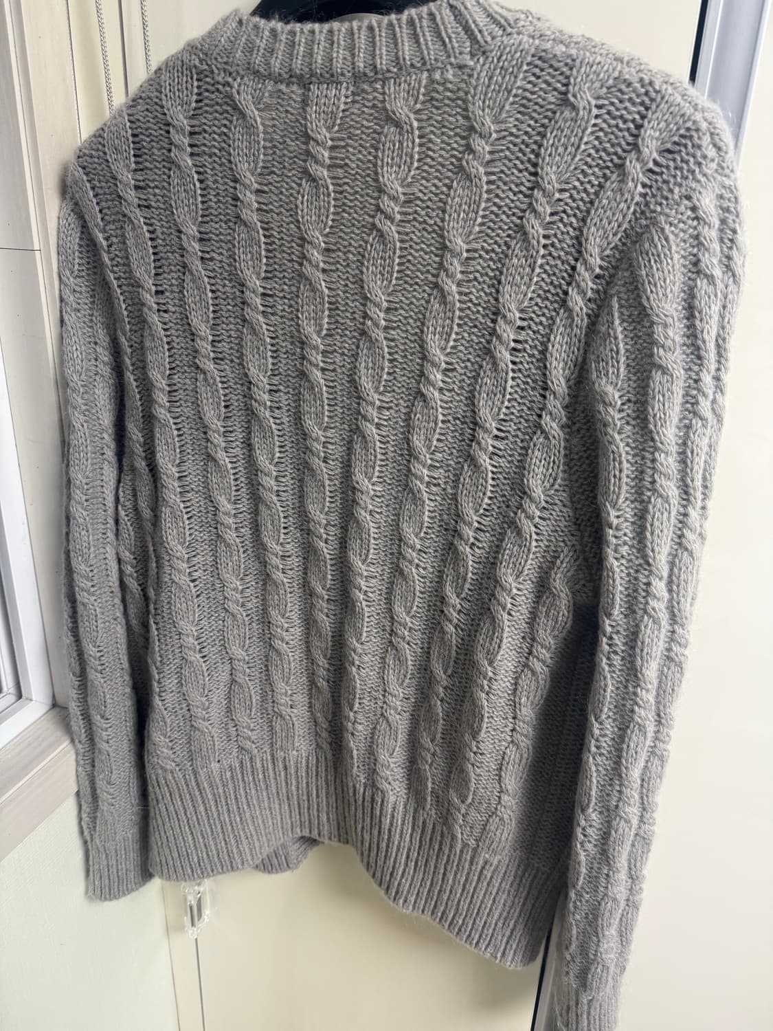 더바넷 Granny Cable Knit Cardigan 그래니가디건그레이 상품이미지4