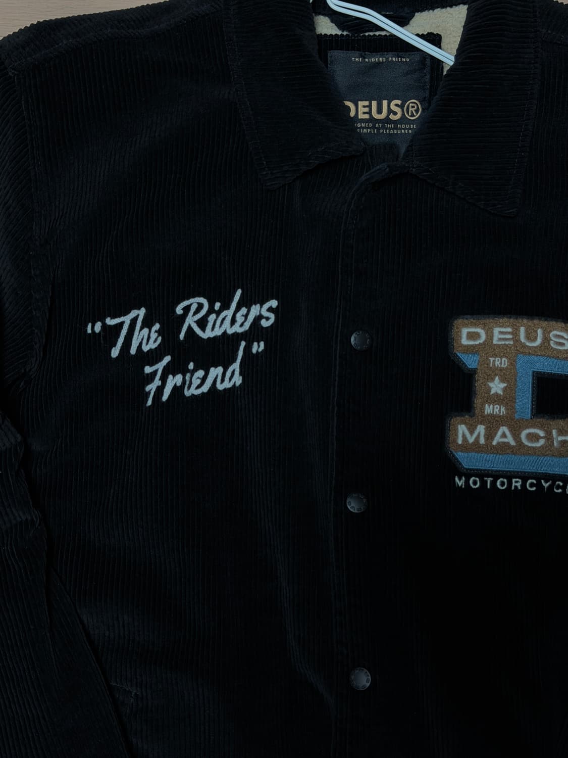 데우스 엑스 마키나 코치 자켓 블랙 상품이미지3