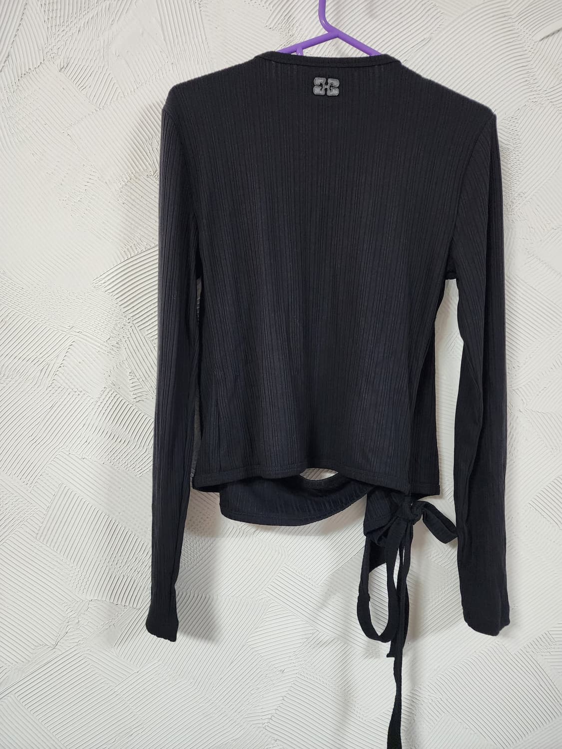23‘SS Ganni Rib Jersey Wrap Blouse Black 상품이미지6