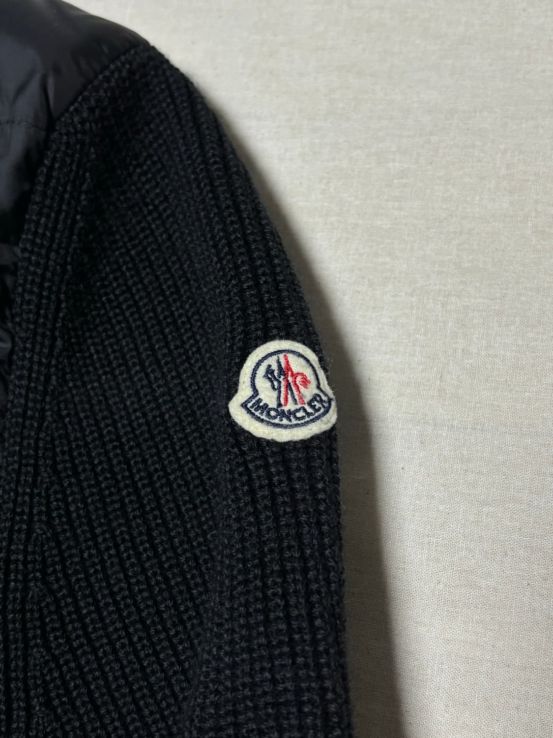 몽클레어 후드 니트 패딩 [L] 상품이미지2