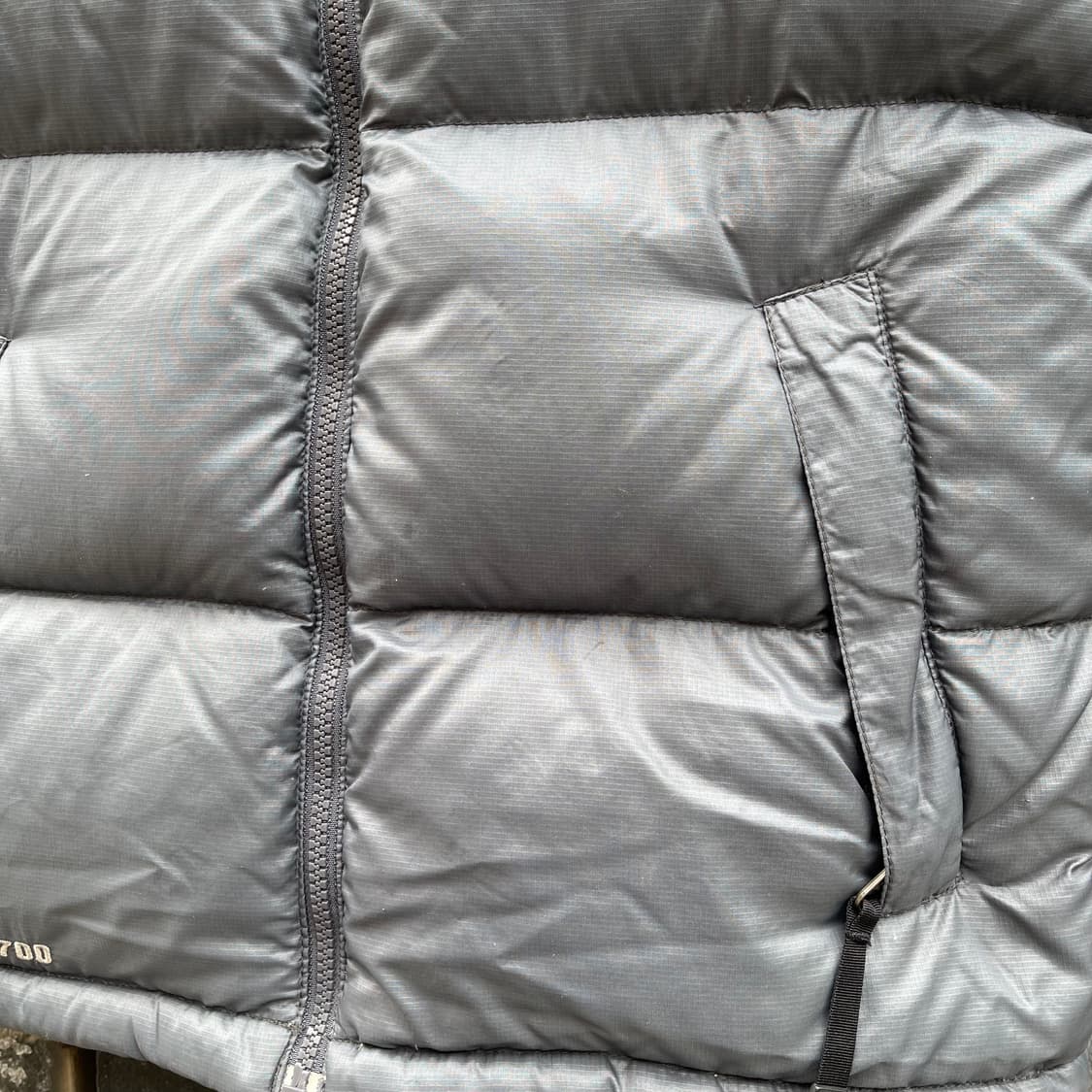 [85] 노스페이스 눕시 700 블랙/그레이 남여 패딩 조끼 상품이미지4