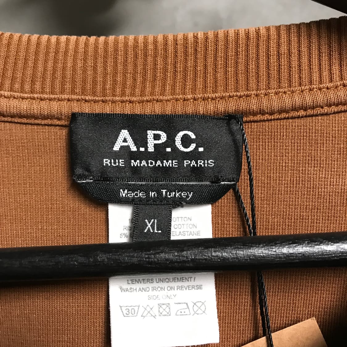 APC 아페쎄 맨투맨 브라운 XL 상품이미지4