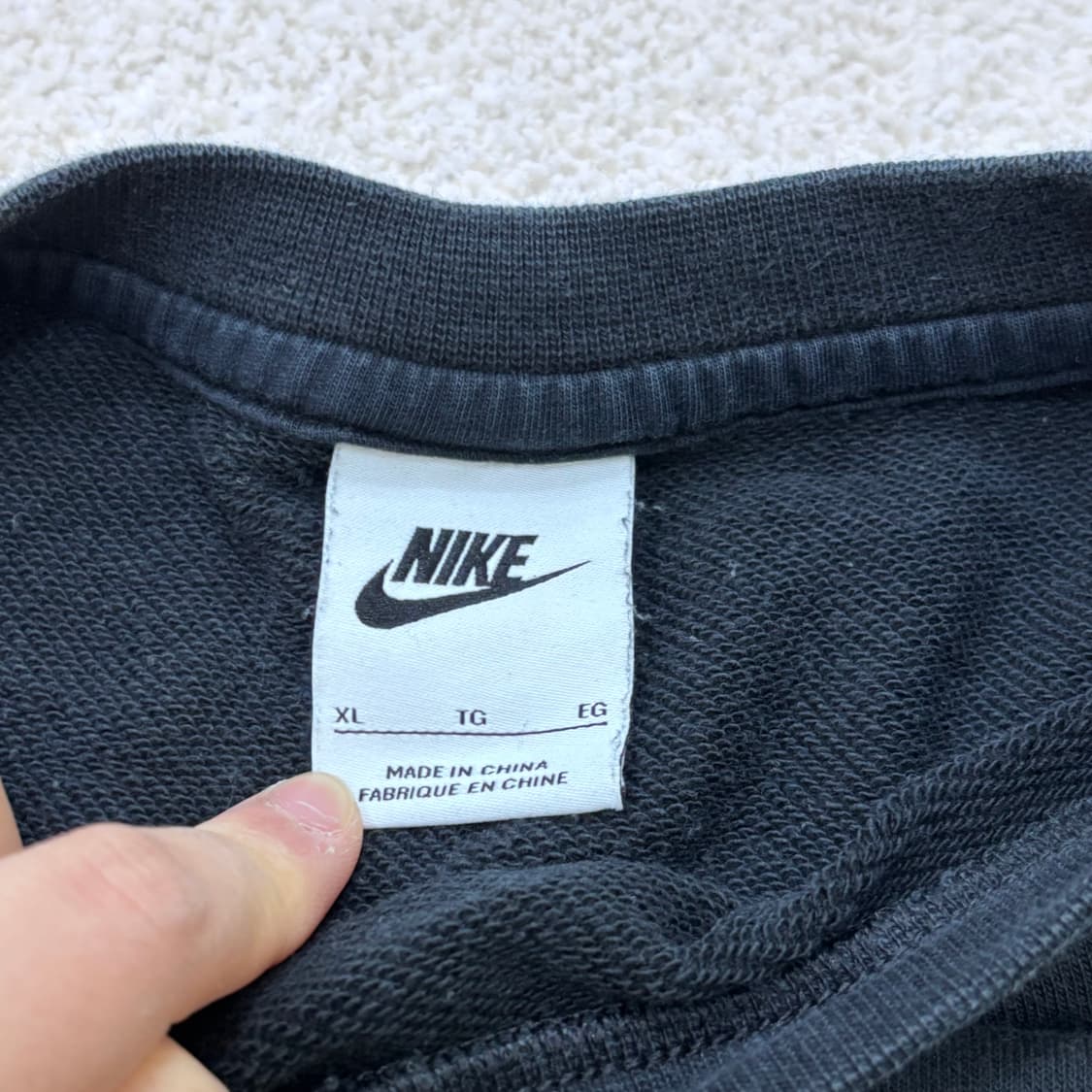 XL 나이키 스몰로고 맨투맨 티셔츠 0305E 상품이미지3