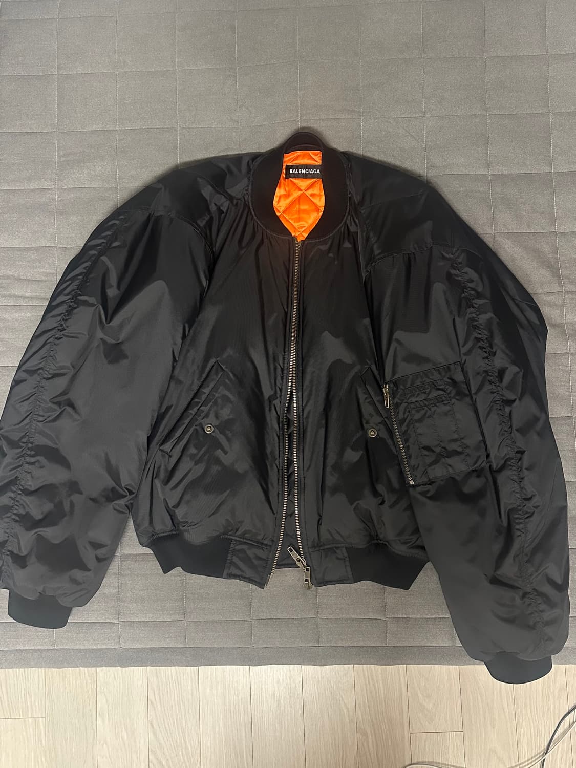 [46] 발렌시아가 스테로이드 봄버 상품이미지1