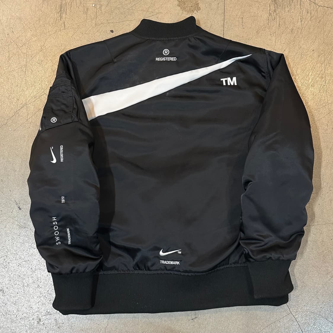 XL 나이키 빅스우시 리버시블 봄버자켓 상품이미지3