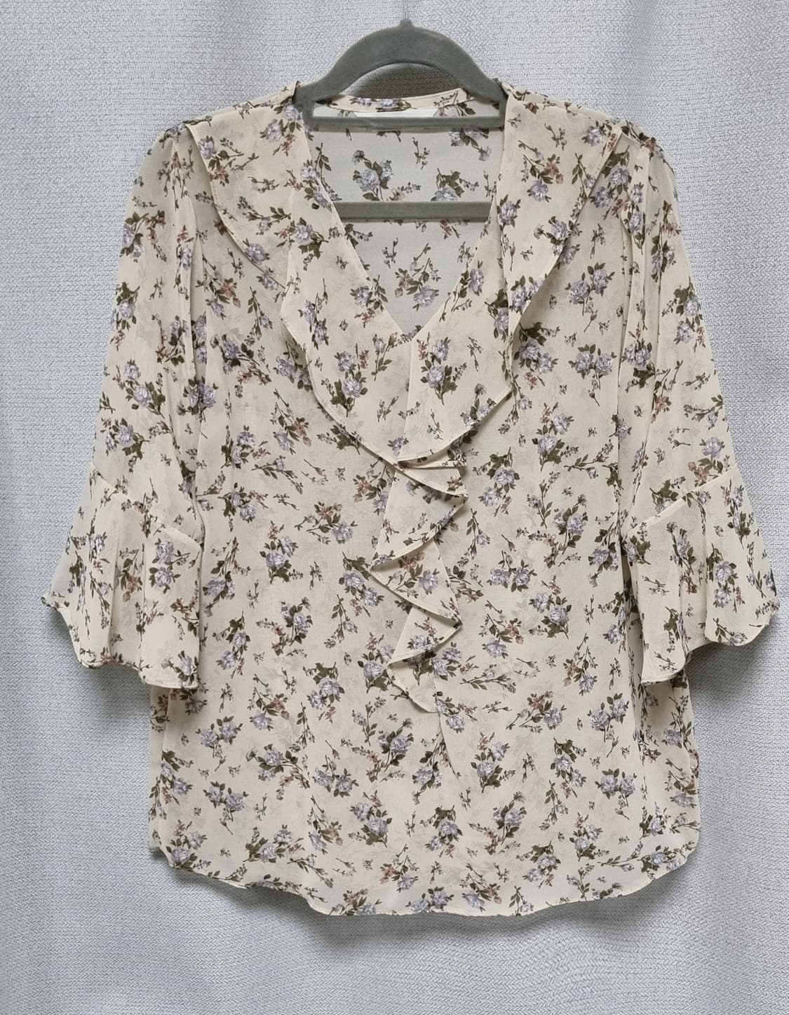 7부 소매 V라인 블라우스 상품이미지2