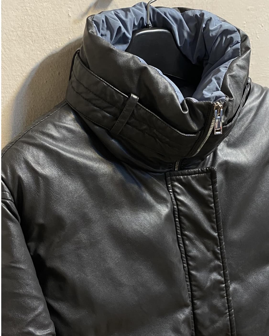 더 일마(The ilma) 레더 다운 푸퍼 상품이미지3