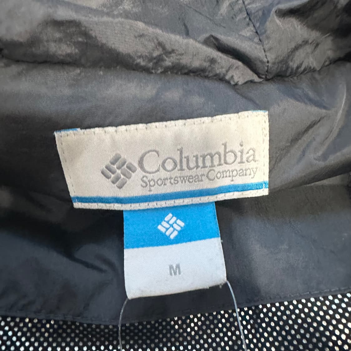 컬럼비아 블랙 후드 패딩 상품이미지4