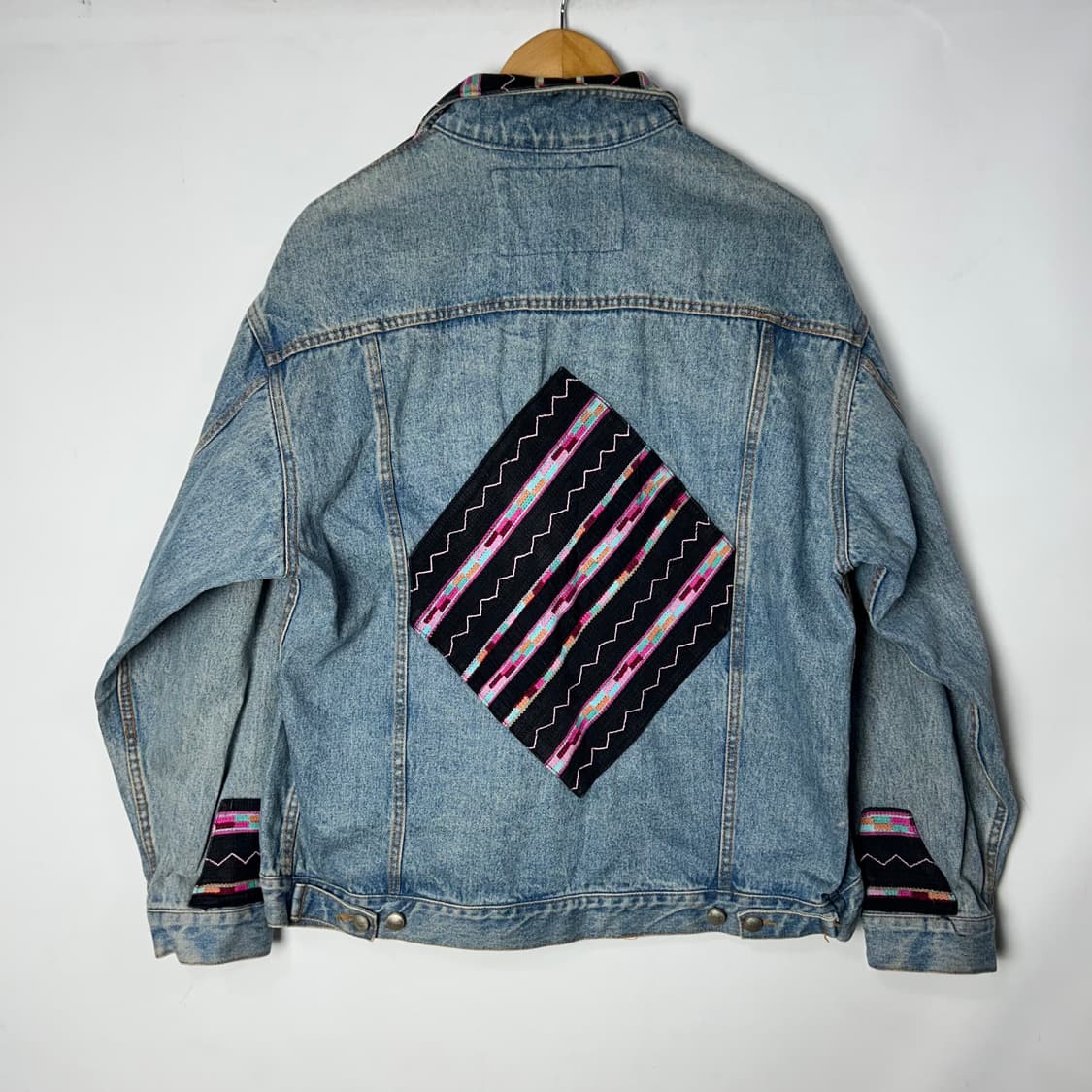 [El Huarache] 엘 우아라체 아즈텍 패턴 데님자켓 상품이미지2