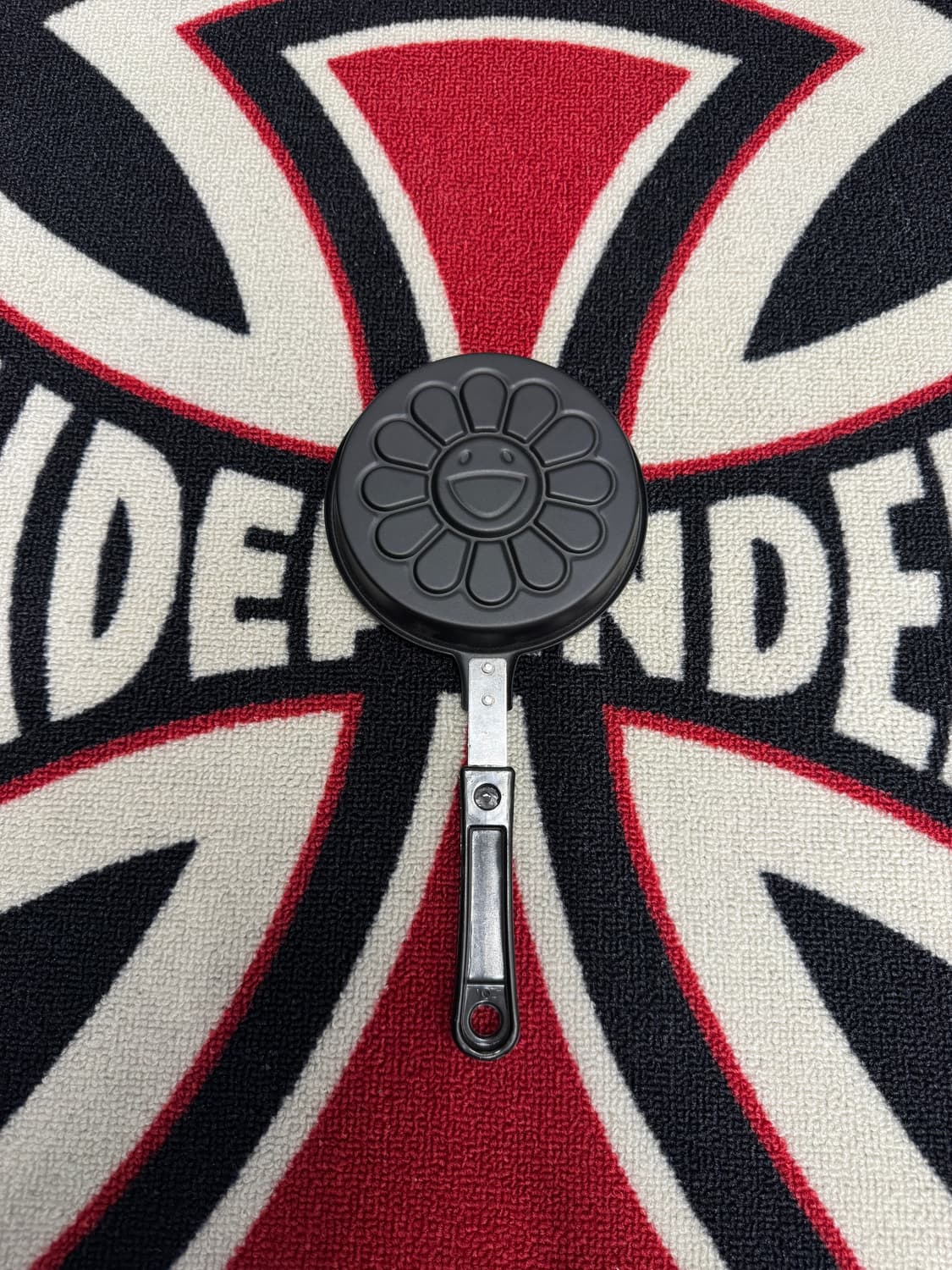 타카하시 무라카미 카이카이키키 플라워 디자인 팬케이크 팬 블랙 상품이미지2