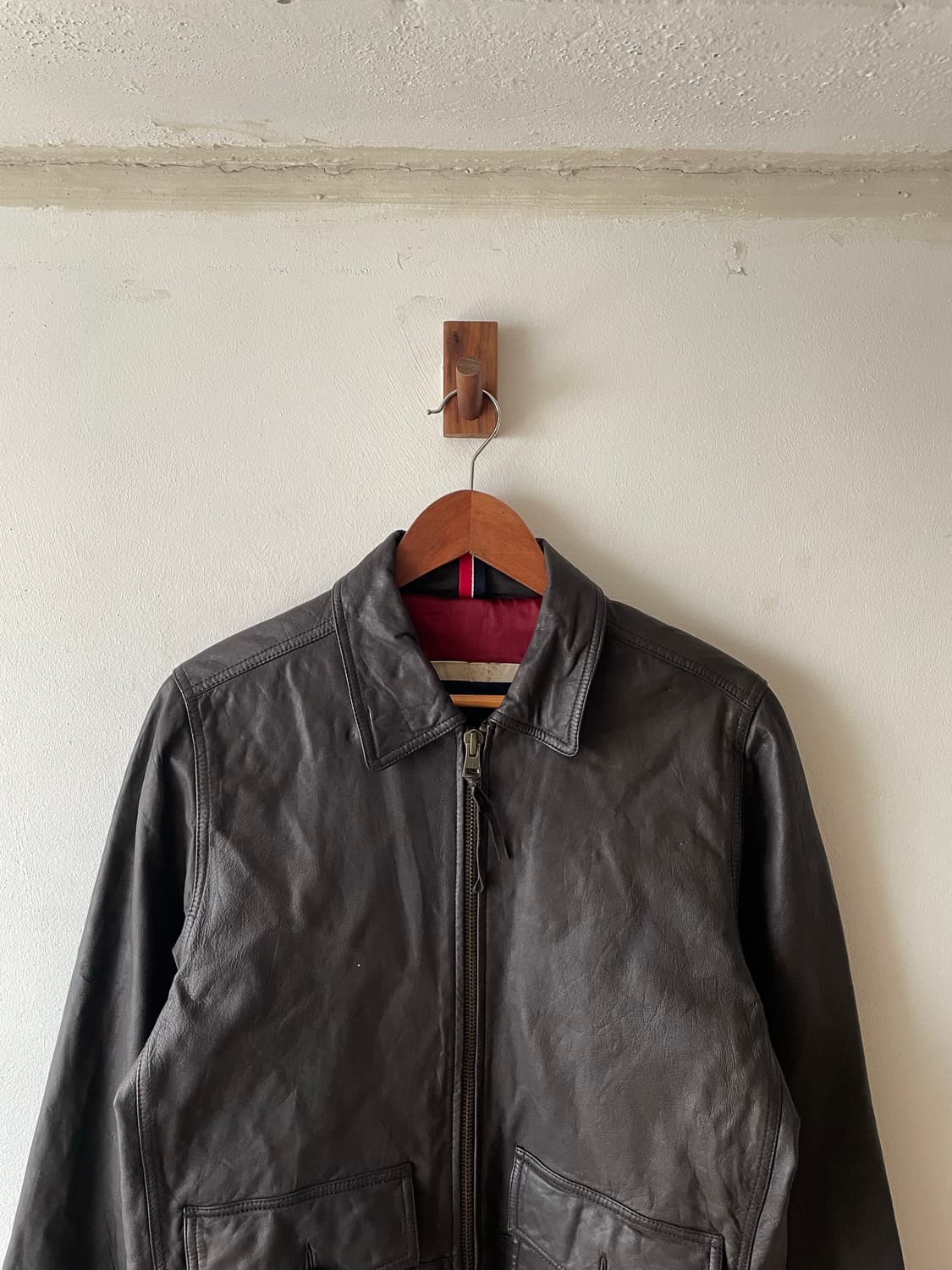 Vintage Tommy Hilfiger Leather Jacket 상품이미지2