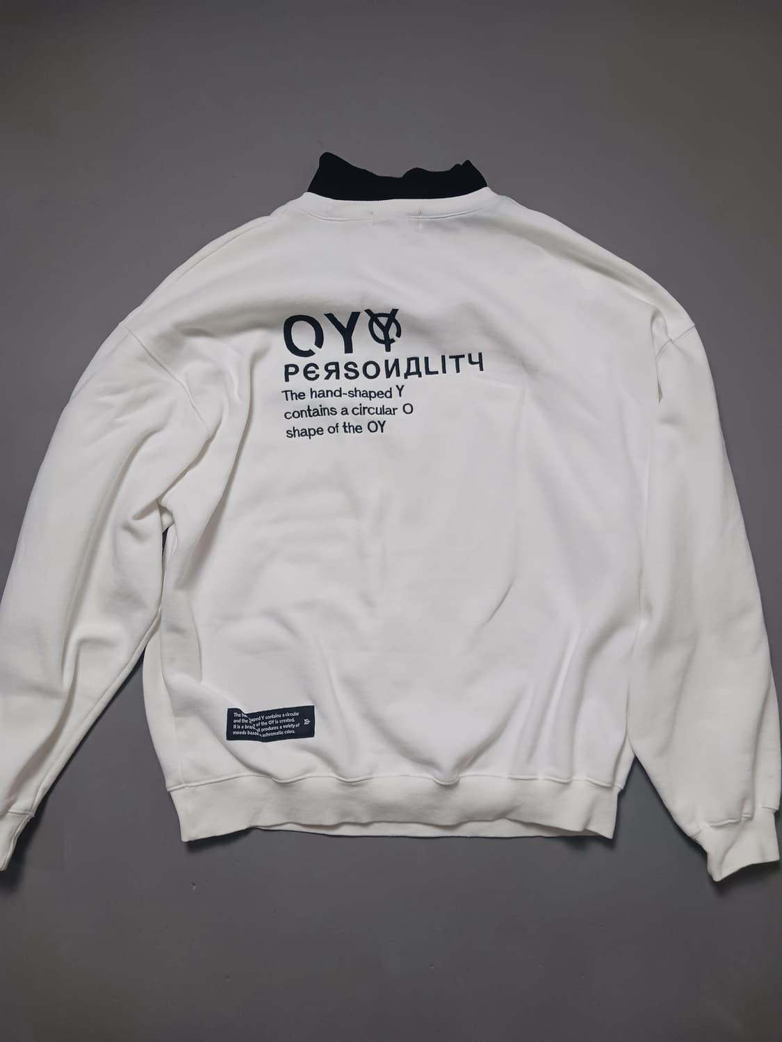 [프리] 오와이 화이트 로고지퍼 폴라 맨투맨 스웨트셔츠 OY 상품이미지6