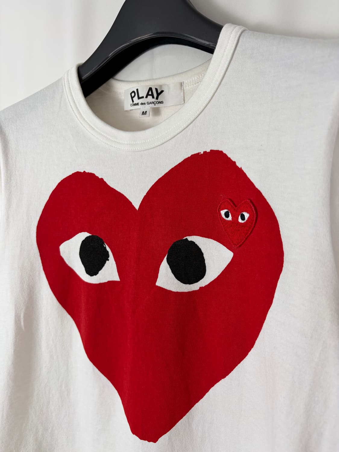 a281) 꼼데가르송 레드와펜 빅하트 반팔티셔츠 상품이미지2