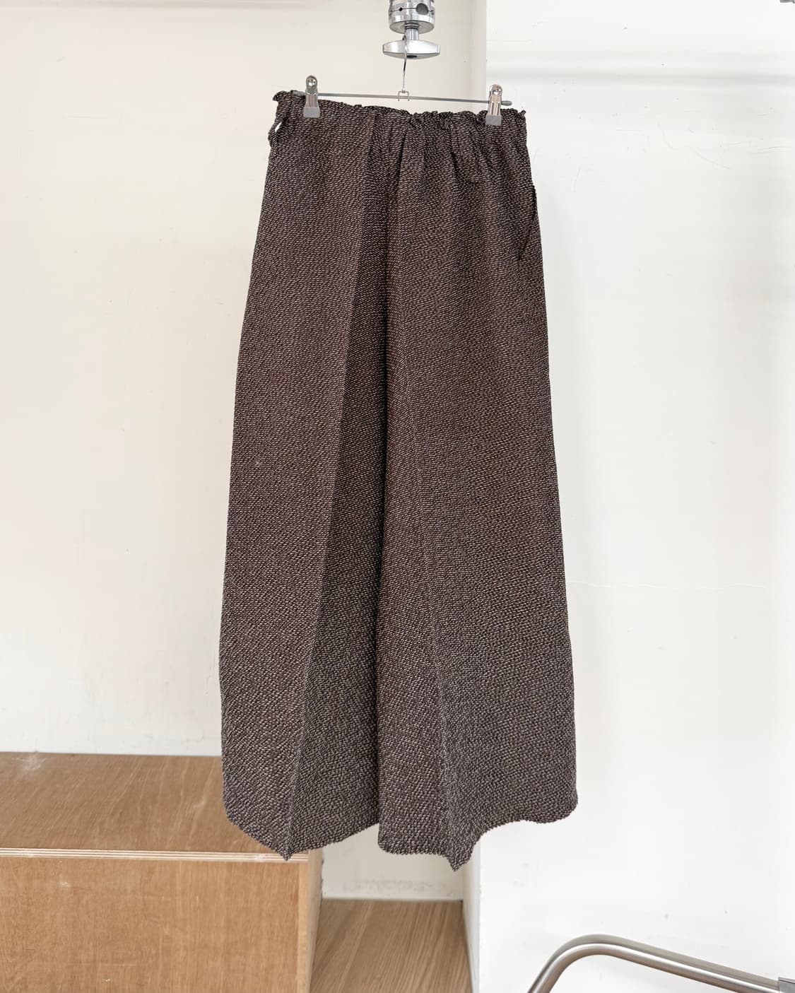 이세이 미야케 브라운 스트라타 플리츠 팬츠 상품이미지4